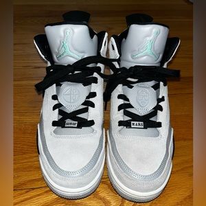 Jordan Son of Mars Wolf Grey